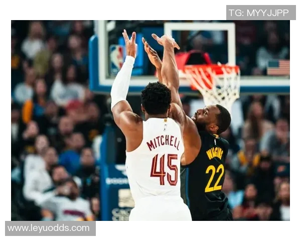 米切尔表现低迷18投7中失误频繁正负值惨淡球队遭遇失利