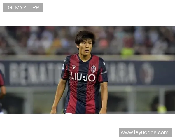 外媒报道巴萨有意引进勒沃库森中场马扎身价2500万欧元